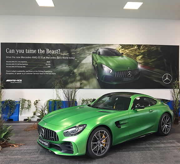 fabric|seg|silicon-egde-graphic|display|promotional-branding|stand-exhibition|display|curved-wall|printing|cameo-print-and-displays|large-format-printing|cambridge|product|st-ives