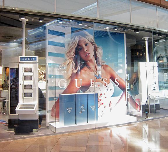shop|window|display-graphics|vinyl|magnetic|advertising|printing|cameo-print-and-displays|large-format|printing|cambridge|product